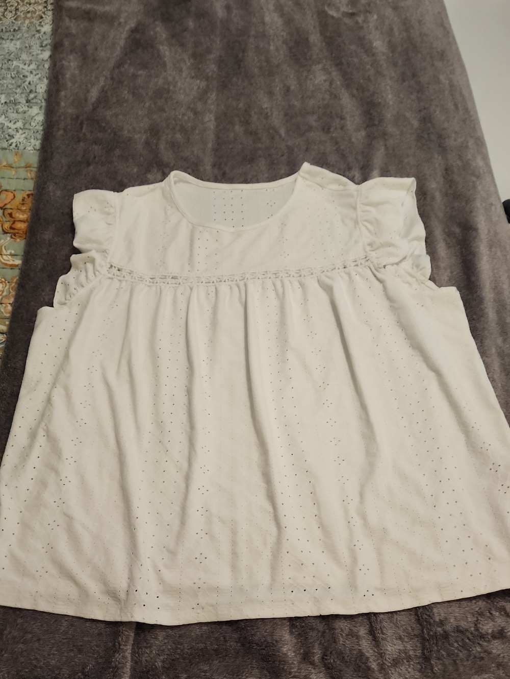 SHEIN White Eyelet Button Detail Top